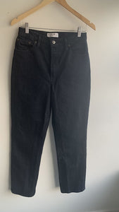 Pre-Owned Abercrombie & Fitch Black 'The 90's Straight Ultra High Rise' - Size 28