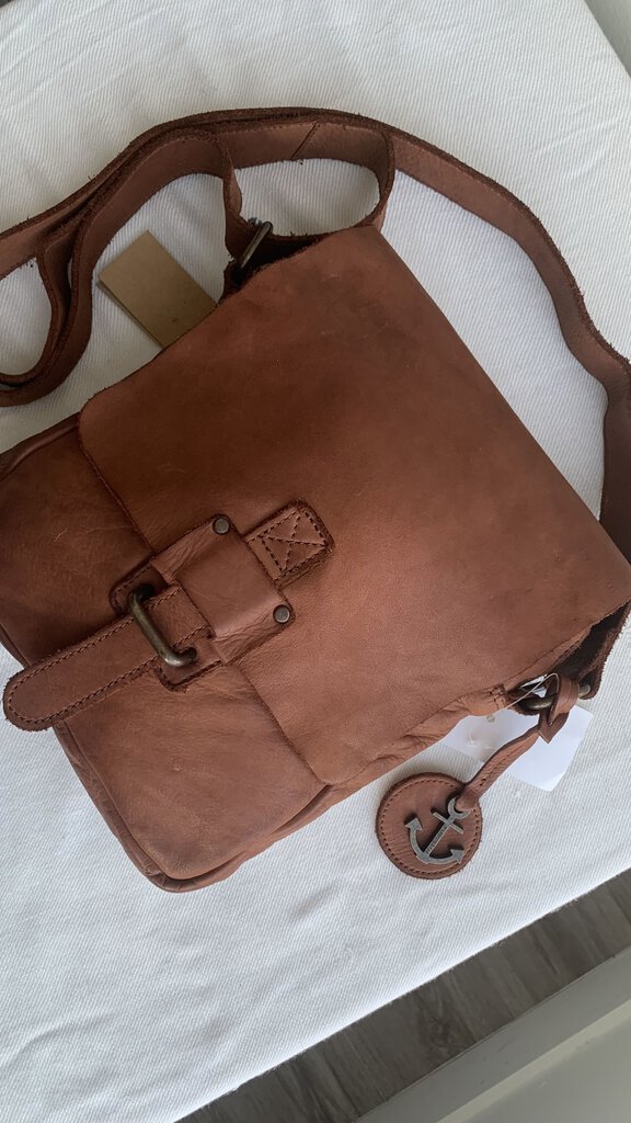 Pre-Owned Harbour 2nd Brown Leather Crossbody NWT