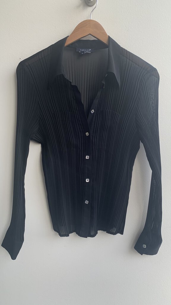 Pre-Owned Kapalua Black Sheer Accordian Button Up Blouse- Size Small (Estimated)