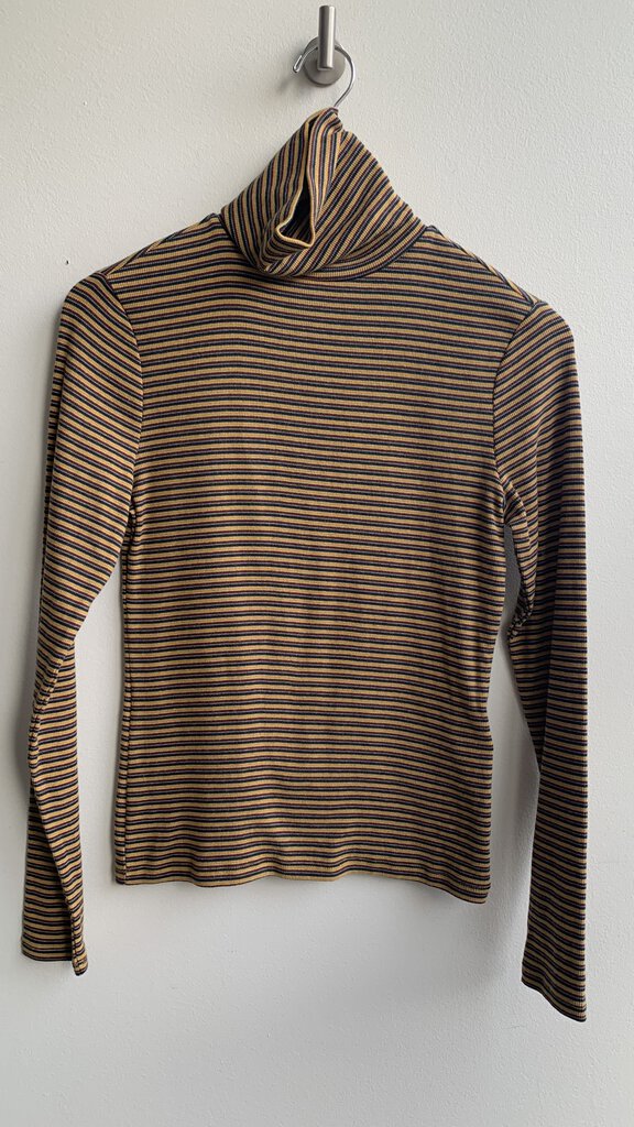 Pre-Owned Levi's Yellow/Red/Green Striped Turtle Neck- Size Small