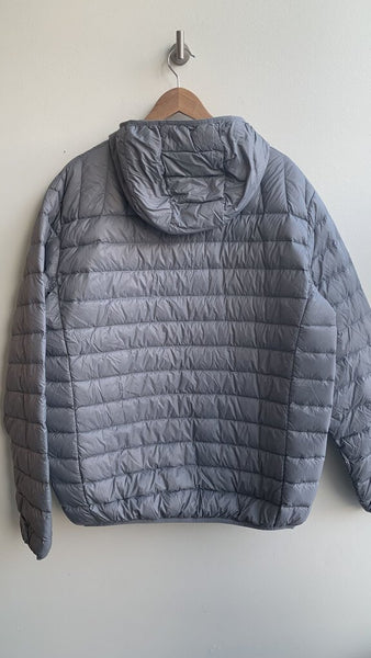 Pre-Owned Performance Grey Puffer Jacket- Size X-Large