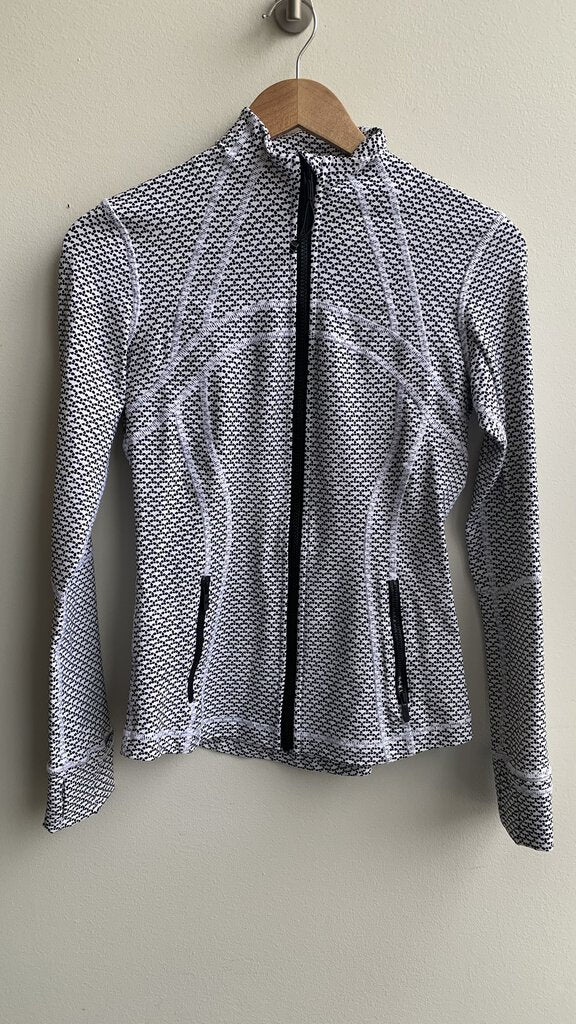 Pre-Owned Lululemon White/Black Printed Zip Front Jacket - Size 6