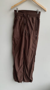 Pre-Owned Lululemon Brown Rouched Joggers - Size 2