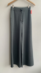 Pre-Owned Spanx Dark Palm Air Essentials Wide Leg Pant (NWT) - Size X-Small