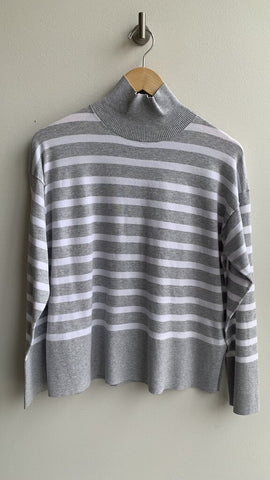 Pre-Owned Babaton Grey/White Stripe Turtleneck Sweater (NWT) - Size X-Small