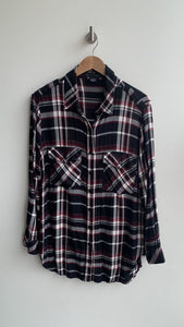 Pre-Owned Sanctuary Black/Red Plaid Button Front Long Sleeve Shirt - Size Medium