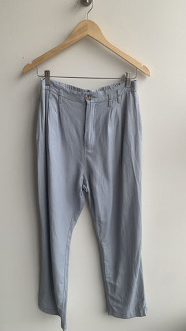 Pre-Owned Madison the Label Light Blue High Rise Pleated Pants - Size Medium