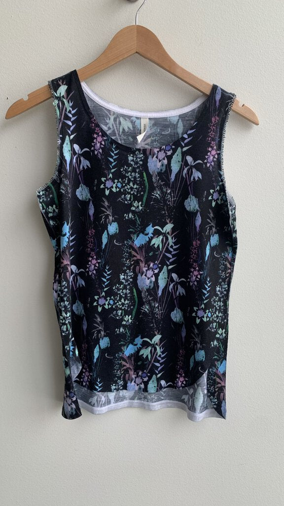 Pre-Owned Nevada Black Floral Tank- Size X-Small