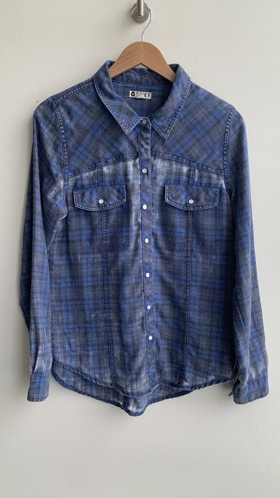 Pre-Owned Roxy Blue Distressed Button Up Top- Size X-Large