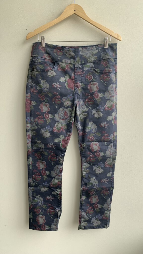 Pre-Owned Lola Jeans Black Floral Print 'Rebeccah' High Rise Straight Pant- Size 31