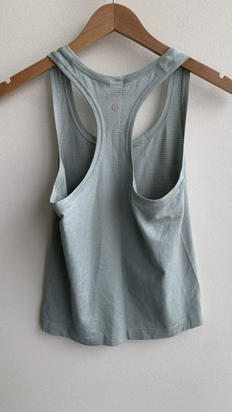 Pre-Owned Lululemon Grey Cropped Tank Top- Size 4