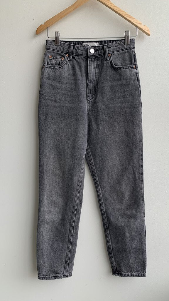 Pre-Owned Zara Washed Black 'The 90's Mom Fit' Jeans - Size 2