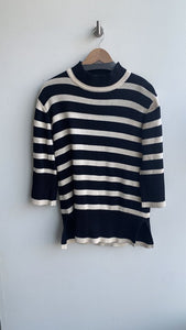 Pre-Owned Culture Black/Cream Stripe Ribbed Hem 3/4 Sleeve Sweater - Size X-Small