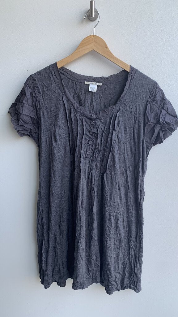 Pre-Owned Alison Sheri Grey 1/4 Button Cap Sleeve Crinkle Tunic - Size Large