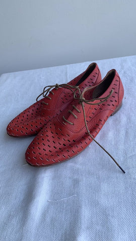 Pre-Owned John Fluevog Red Punch Cut Leather Shoes - Size 7