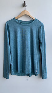 Pre-Owned Eddie Bauer Aqua Blue Long Sleeve Thumb Hole- Size Medium