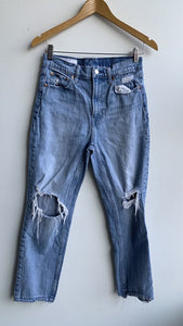 Pre-Owned Gap Light Wash Cheeky Straight High Rise Ripped Jeans- Size 28