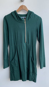 Pre-Owned Prahsik Green Hooded Kangaroo Pocket 1/2 Zip Sweater Dress- Size Small