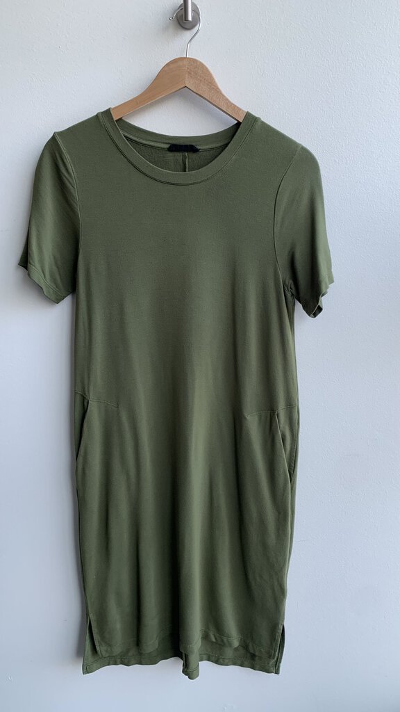 Pre-Owned LNBF Green Round Neck Side Pockets T-Shirt Dress- Size Small