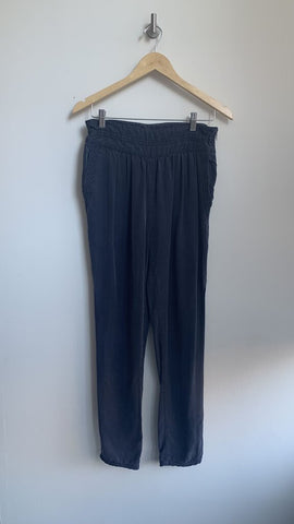 Pre-Owned Wilfred Navy Pleated Straight Leg Pant - Size 4