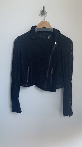 Pre-Owned Guess Black Lace Cropped Jacket - Size Small