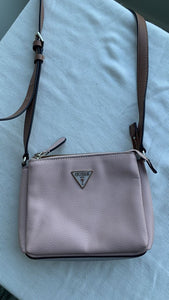 Pre-Owned Guess Pink/Brown Pebbled Crossbody