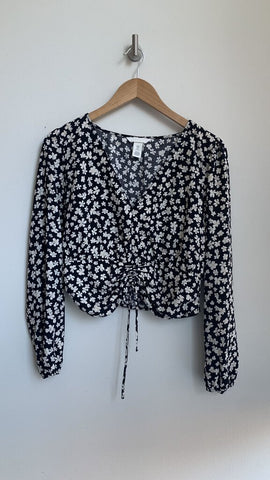 Pre-Owned H&M Black Daisy Print Long Sleeve Cinch Blouse - Size Medium