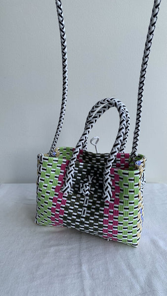 Pre-Owned Multi Coloured Plastic Woven Rectangle Purse