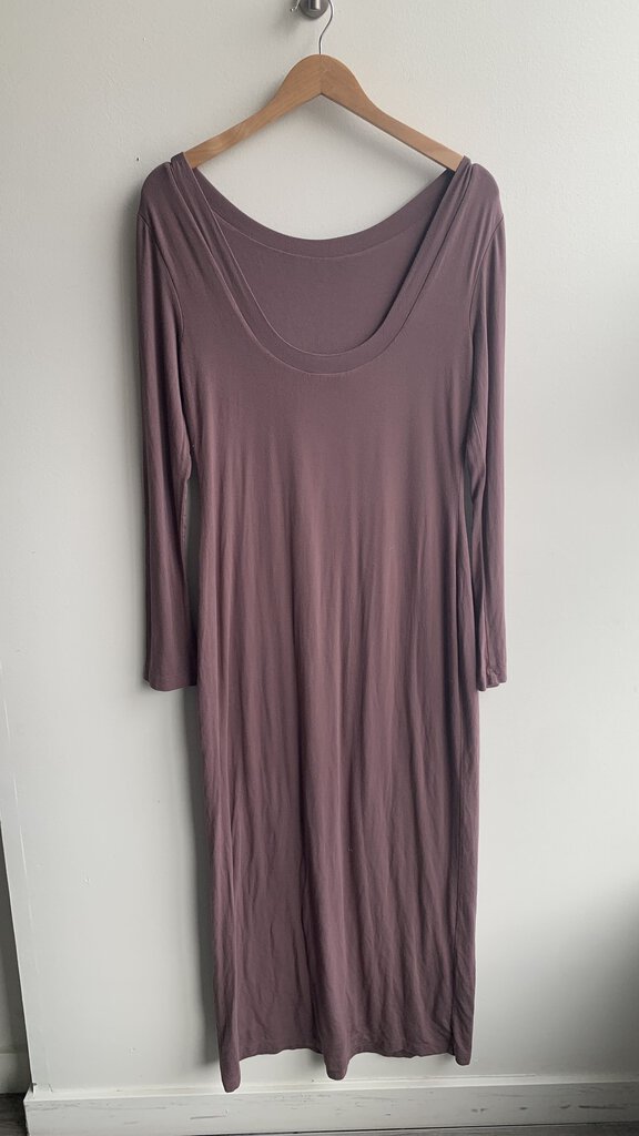 Pre-Owned Dynamite Mauve Long Sleeve Low Back Maxi Dress- Size Large