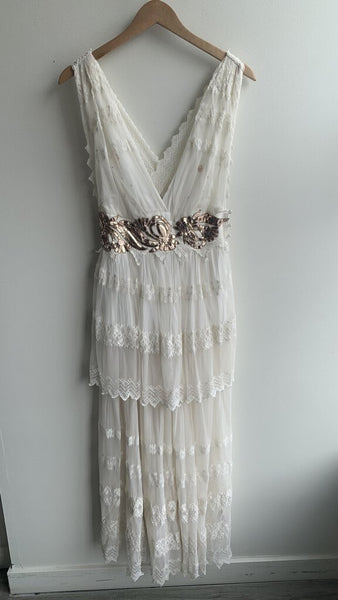 Pre-Owned Free People White Lace Gold Sequin Waist Tiered Maxi Dress- Size 6