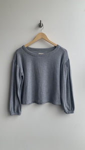 Pre-Owned Chaser Light Grey Cropped Puff Sleeves- Size Small