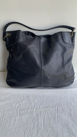 Pre-Owned Banana Republic Black Hobo Tote BAg