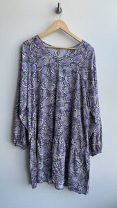 Pre-Owned Soyaconcept Purple Paisley Tier Dress- Size Medium