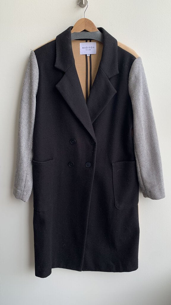 Pre-Owned Madison The Label Black/Camel White/Grey Herringbone Sleeves Double Breasted Jacket- Size X-Large