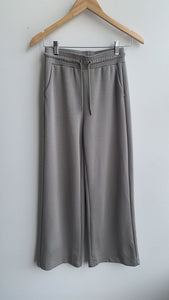 Pre-Owned Soyaconcept Dusky Green 'Banu' Wide Leg Drawstring Pant- Size X-Small