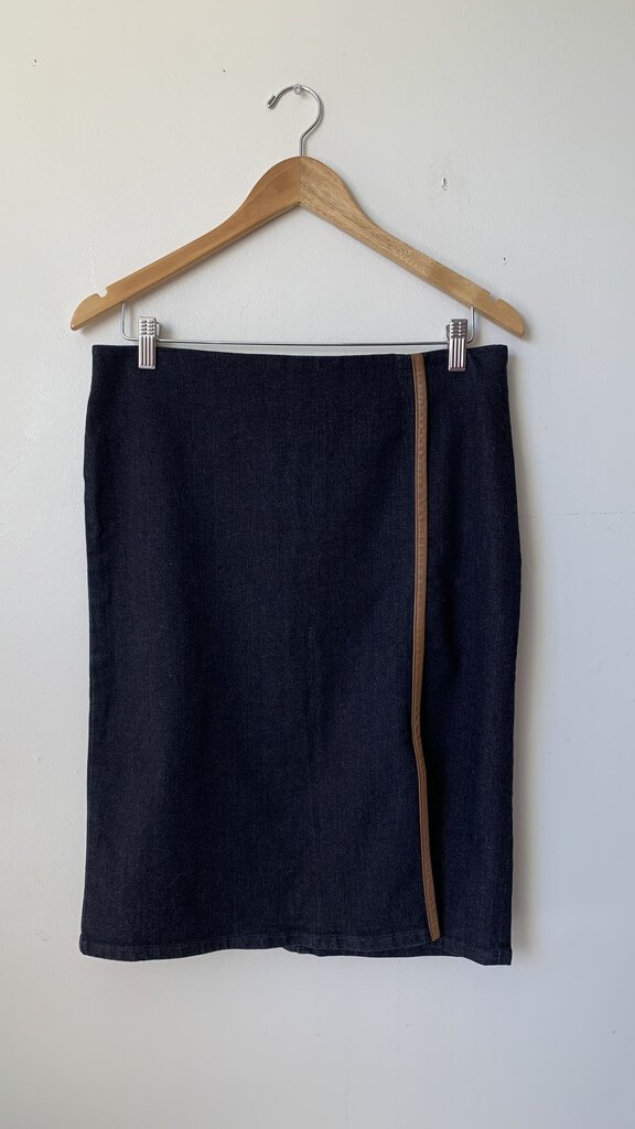 Pre-Owned Lauren Ralph Lauren Dark Denim Pencil Skirt - Size 8