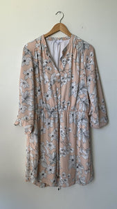 Pre-Owned DR2 Blush Floral Print Long Sleeve Dress - Size Large