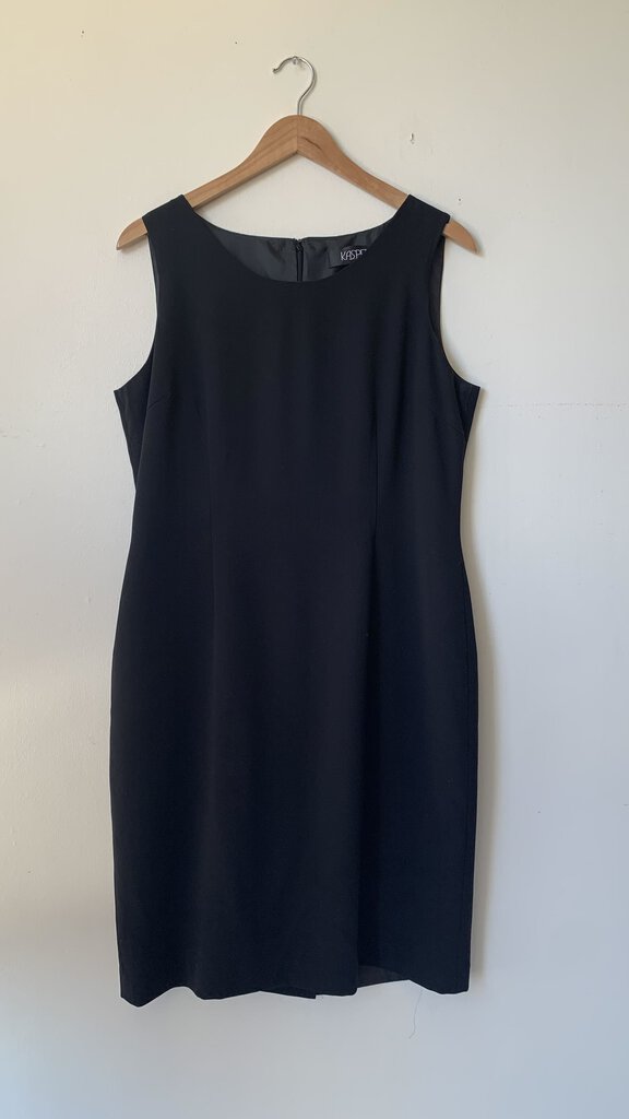 Pre-Owned Kasper Black Sleeveless Sheath Dress - SIze 12