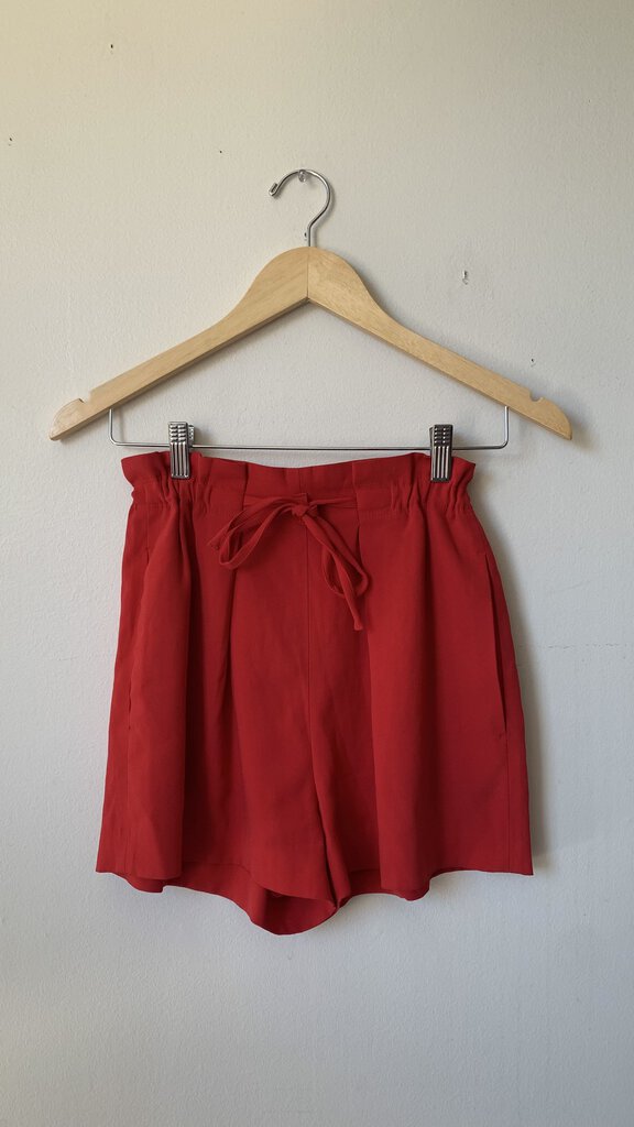 Pre-Owned Babaton Red Paperbag Pleated Drawstring Shorts- Size Small