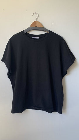 Pre-Owned Zara Black Boxy Tee- Size Large