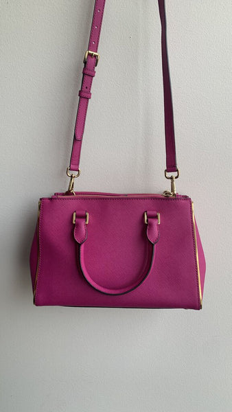 Pre-Owned Michael Kors Fuschia Two Zipper Compartment Open Middle Satchel Crossbody Handbag