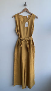 Pre-Owned Grae Cove Mustard Linen Sleeveless Jumpsuit- Size X-Large