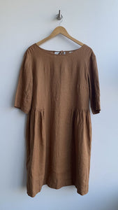 Pre-Owned Magic Linen Brown 3/4 Sleeve Keyhole Neck Tie Babydoll Dress- Size X-Large