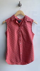 Pre-Owned Lands' End Coral Polka Dot Sleeveless Collared Top - Size 4