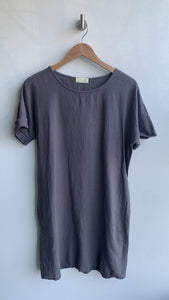 Pre-Owned Cub Grey Short Sleeve Shift Dress - Size Small