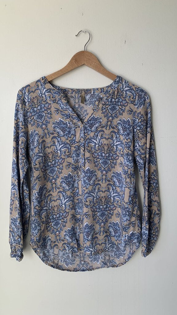 Pre-Owned Soyaconcept Cream Blue Paisley Print 3/4 Sleeve Blouse- Size Small