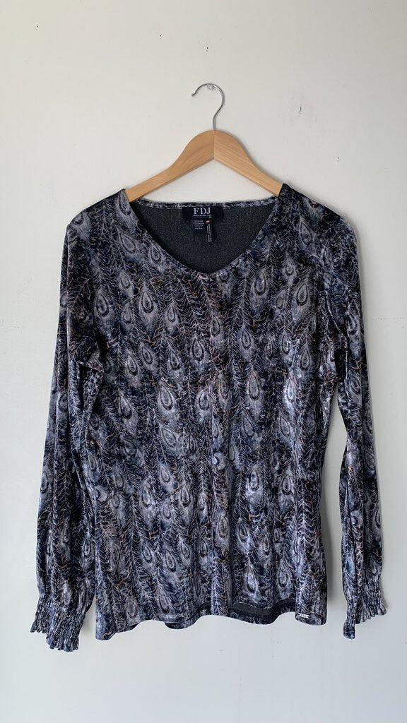 Pre-Owned French Dressing Jeans Blue Peacock Print Cinch Long Sleeve Blouse- Size Medium