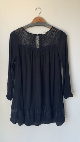 Pre-Owned One Clothing Black Long Sleeve Lace Collar Long Sleeve Top- Size Medium
