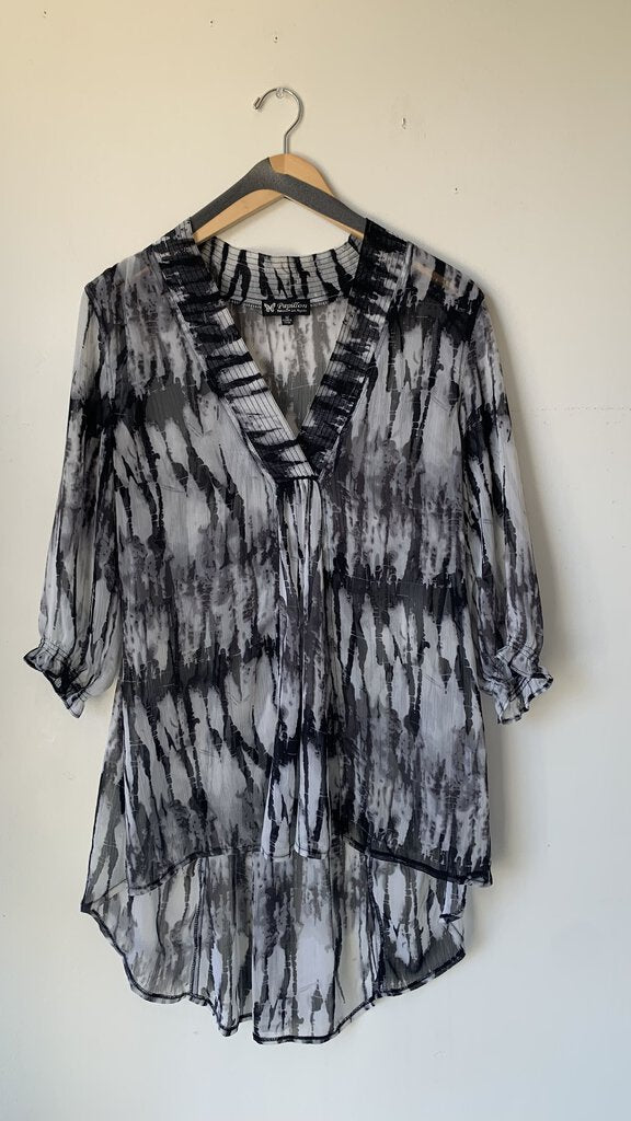 Pre-Owned Papillon Grey Printed High-Low 3/4 Sleeves Tunic- Size Medium