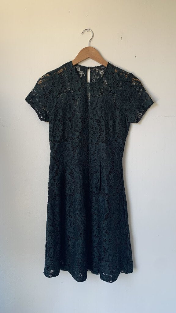 Pre-Owned RW&Co Green Lace A-Line Short Sleeve Dress- Size X-Small